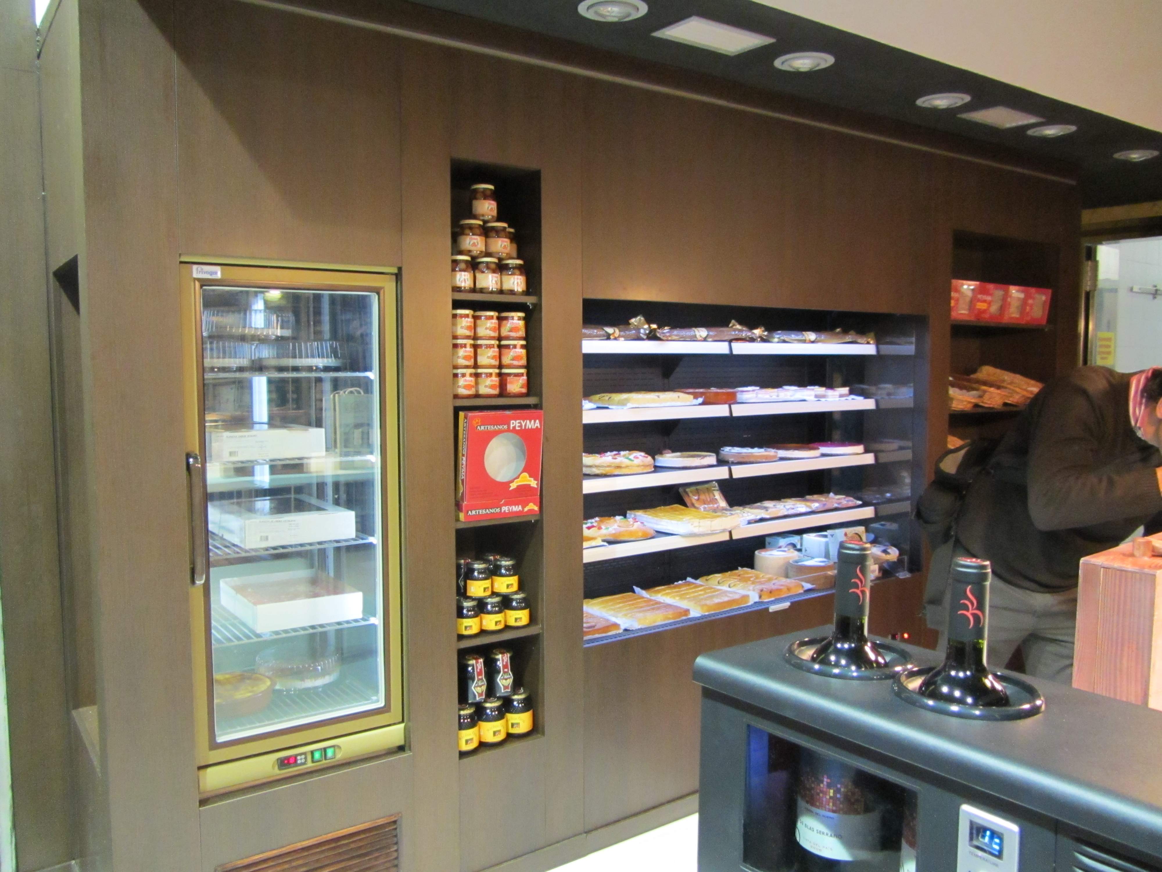 Nuestro servicio aúna instalación y mantenimiento de la maquinaria